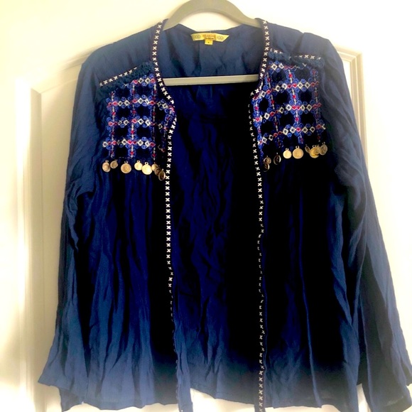 Embroidered Top NWOT Boho Coin Detail Navy Blue Size L Beautiful Fabric Feminine - Picture 7 of 9